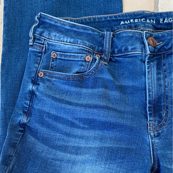 AEO Favorite Boyfriend Super Stretch Mid Rise Bootcut Denim Jeans - Picture 5 of 10